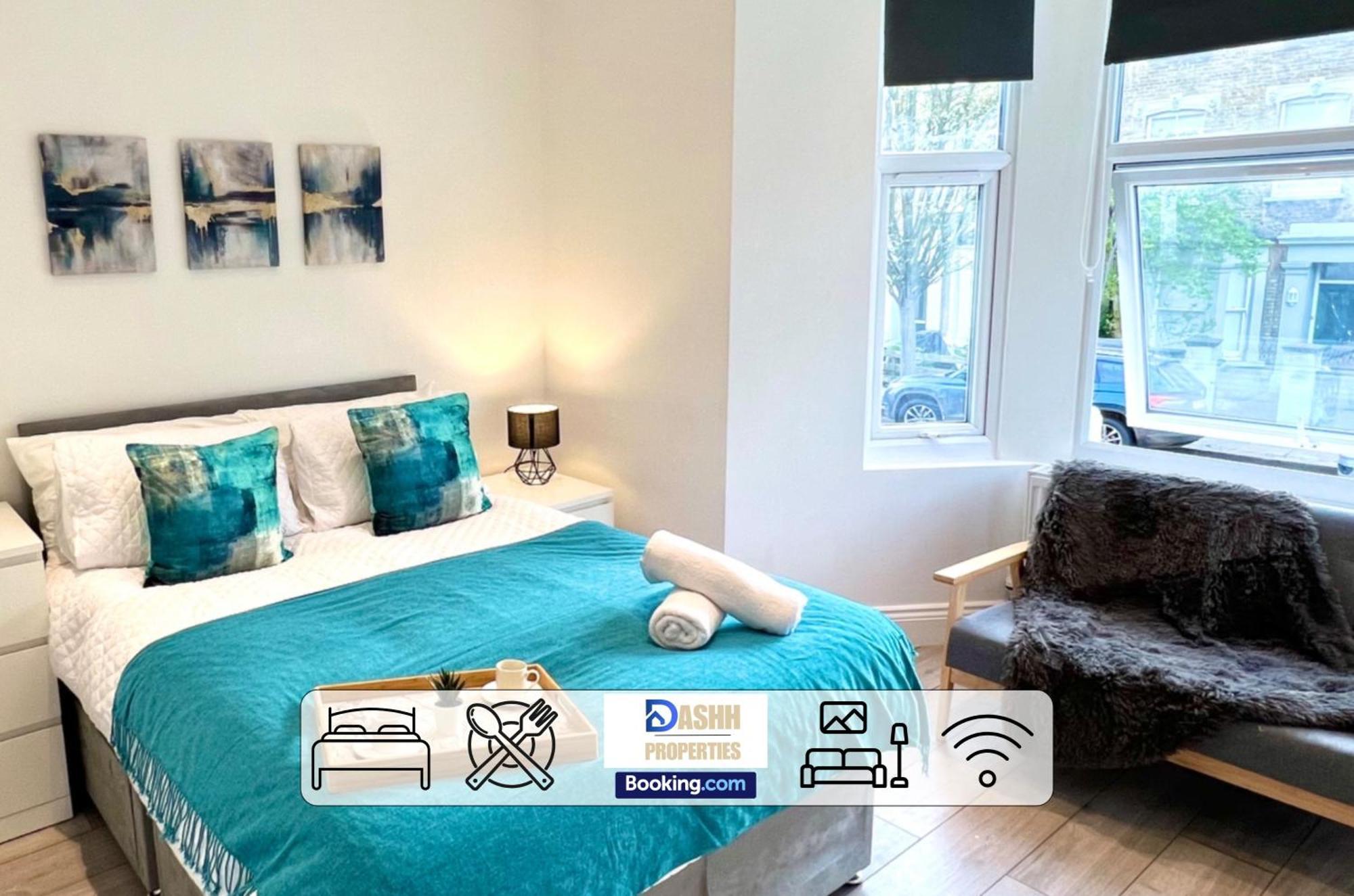 Holiday home Two Bedroom By Dashh Short Lets & Serviced In Shepherds Bush With Free Wifi
